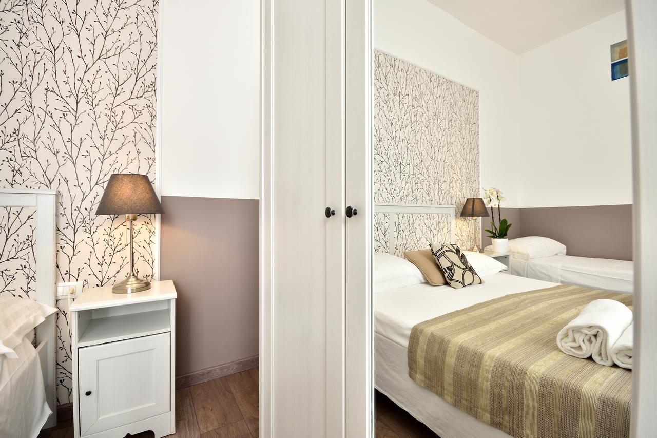 Romantica Rooms Guest House Eksteriør bilde